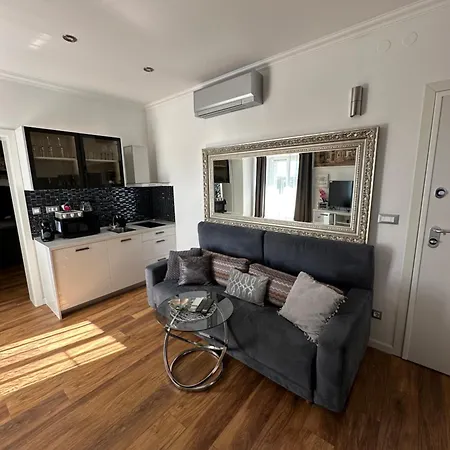 Konukevi Imperial Split