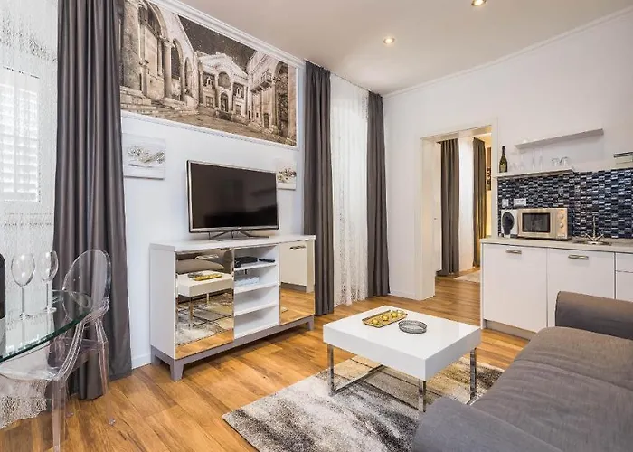 Imperial بيت ضيافة سبليت